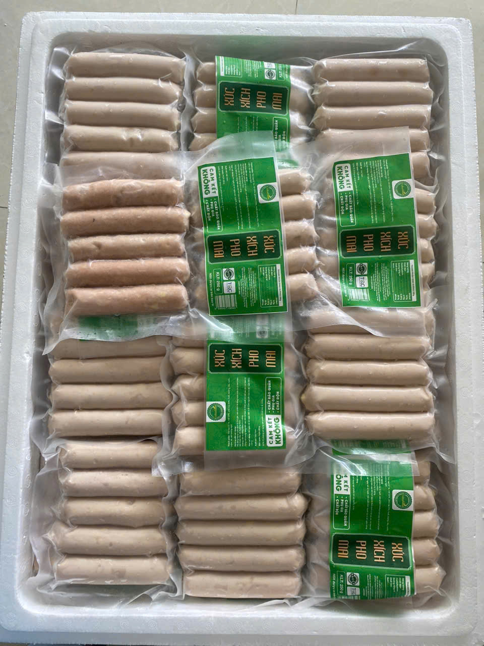 z6414620676590_6db9cdaf9fd3570b547266247a07cb2c